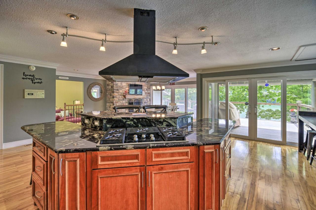 Inviting Family Abode With Dock On Norris Lake! Caryville Экстерьер фото
